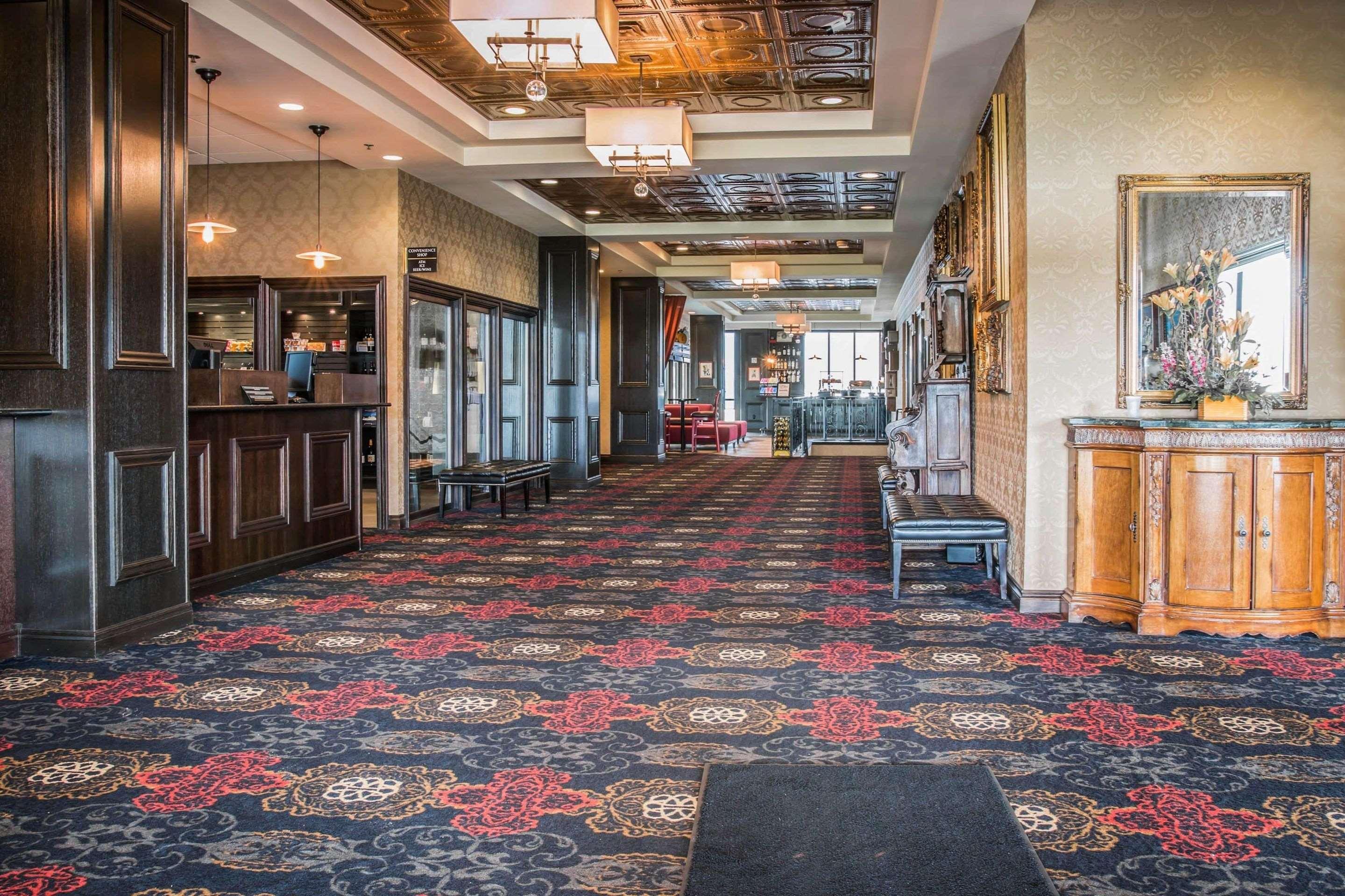 Shoreline Inn & Conference Center, Ascend Hotel Collection Muskegon Exterior photo